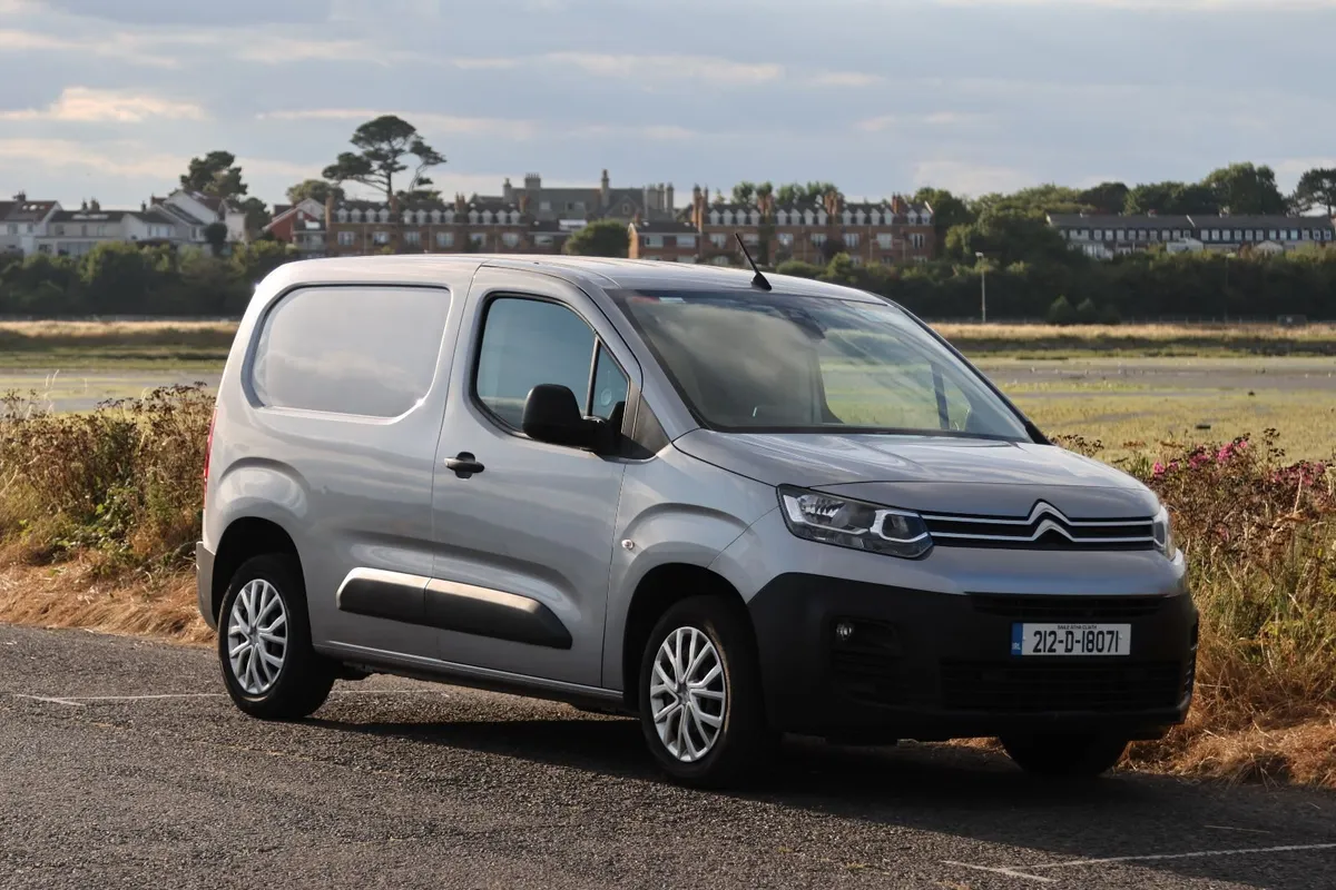 Citroën Berlingo Enterprise SWB 1.5 BlueHDi 100PS - Image 2
