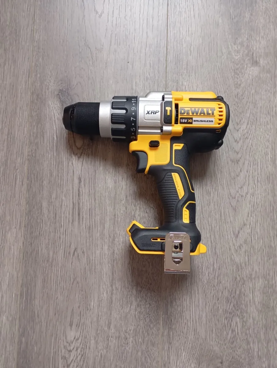 DeWalt dcd996 Combi Drill (New) - Image 3