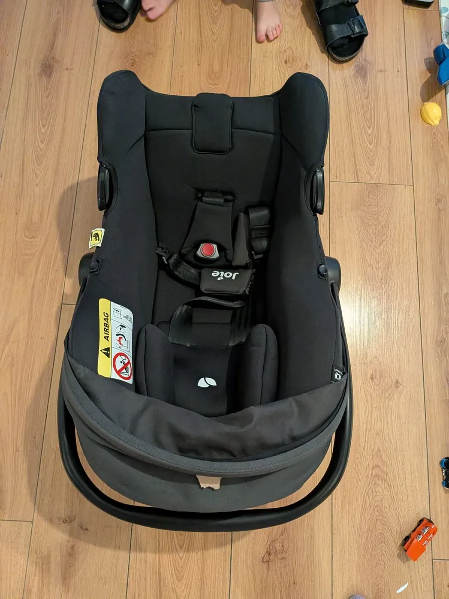 NotUsed - INFANT CAR SEAT Joie & other baby items - Image 4