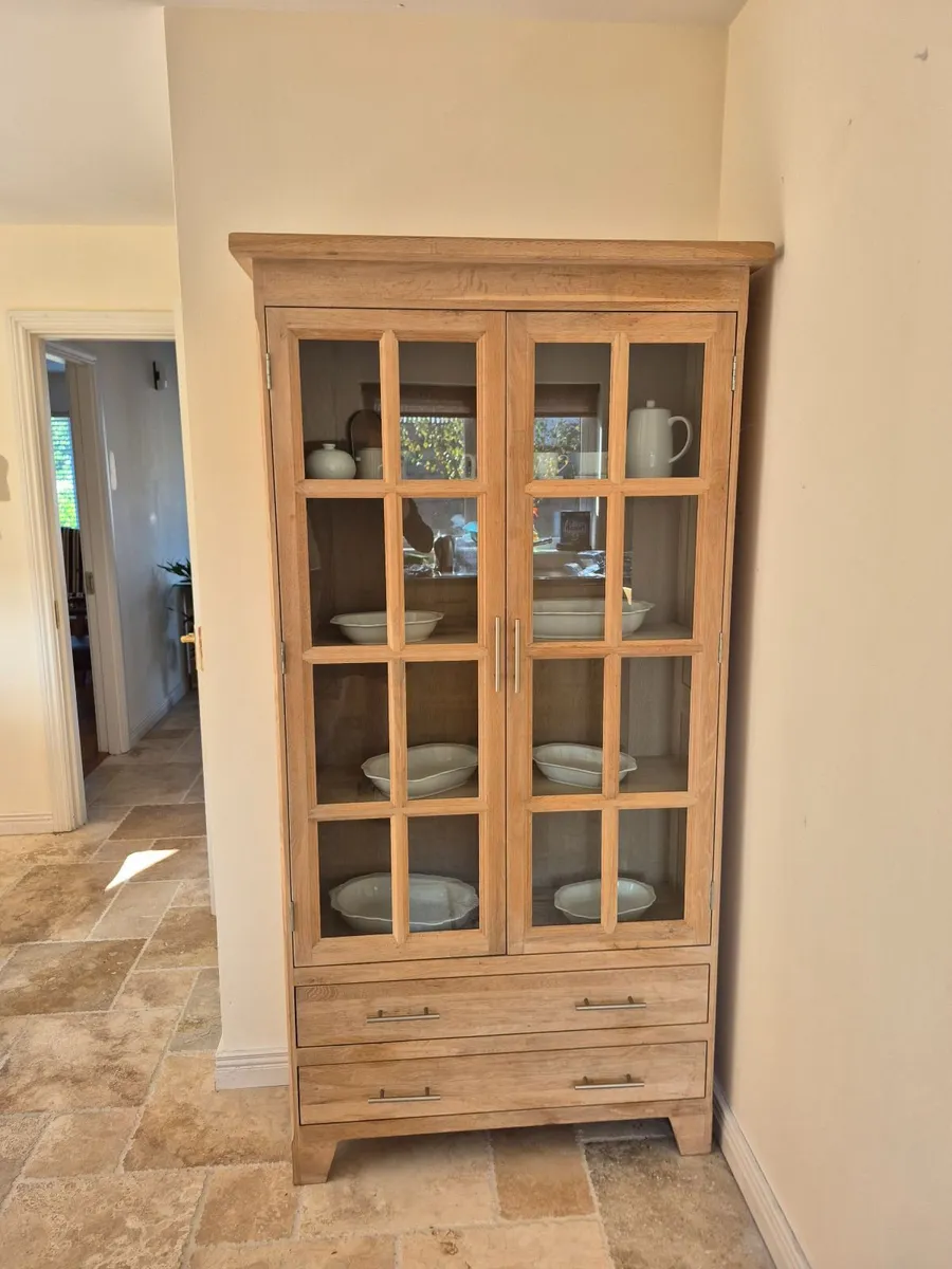 Oak Display Cabinet / Dresser - Image 2