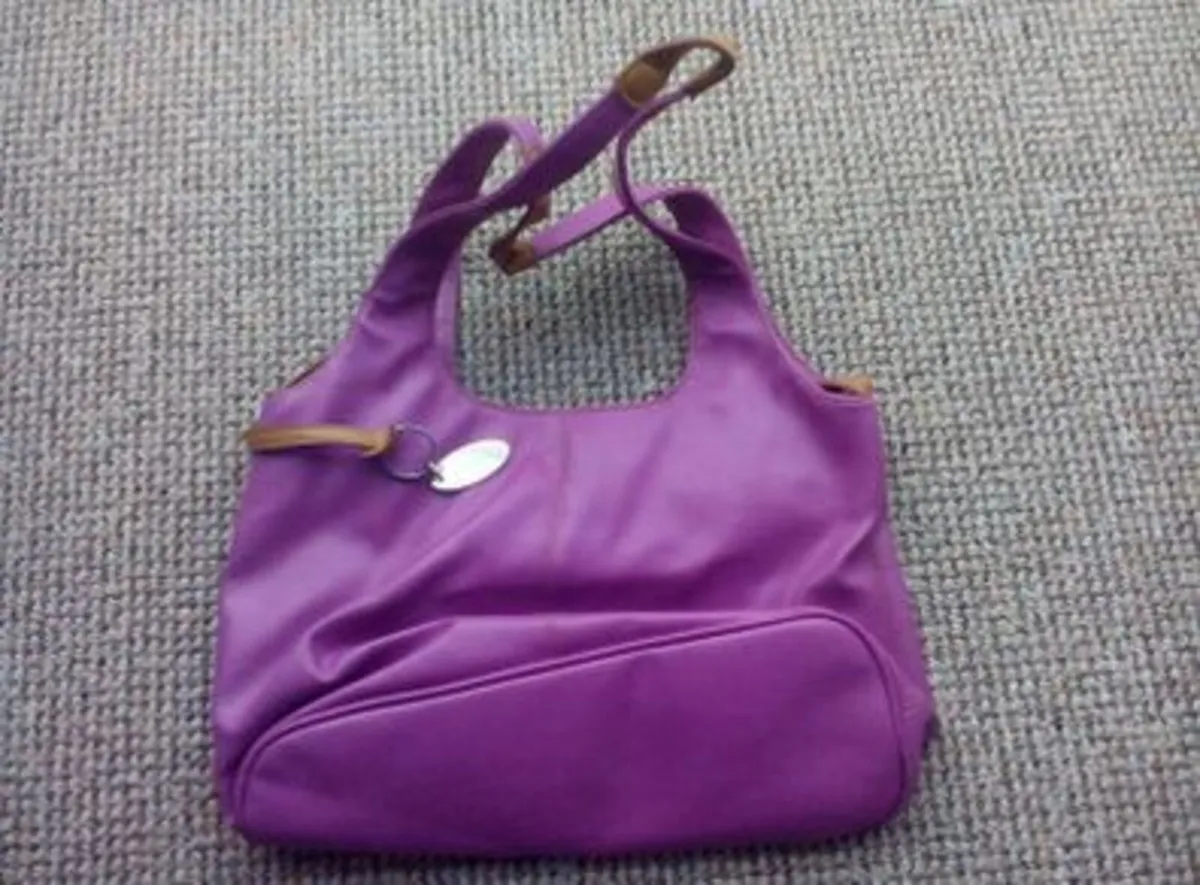Shoulder Bag.