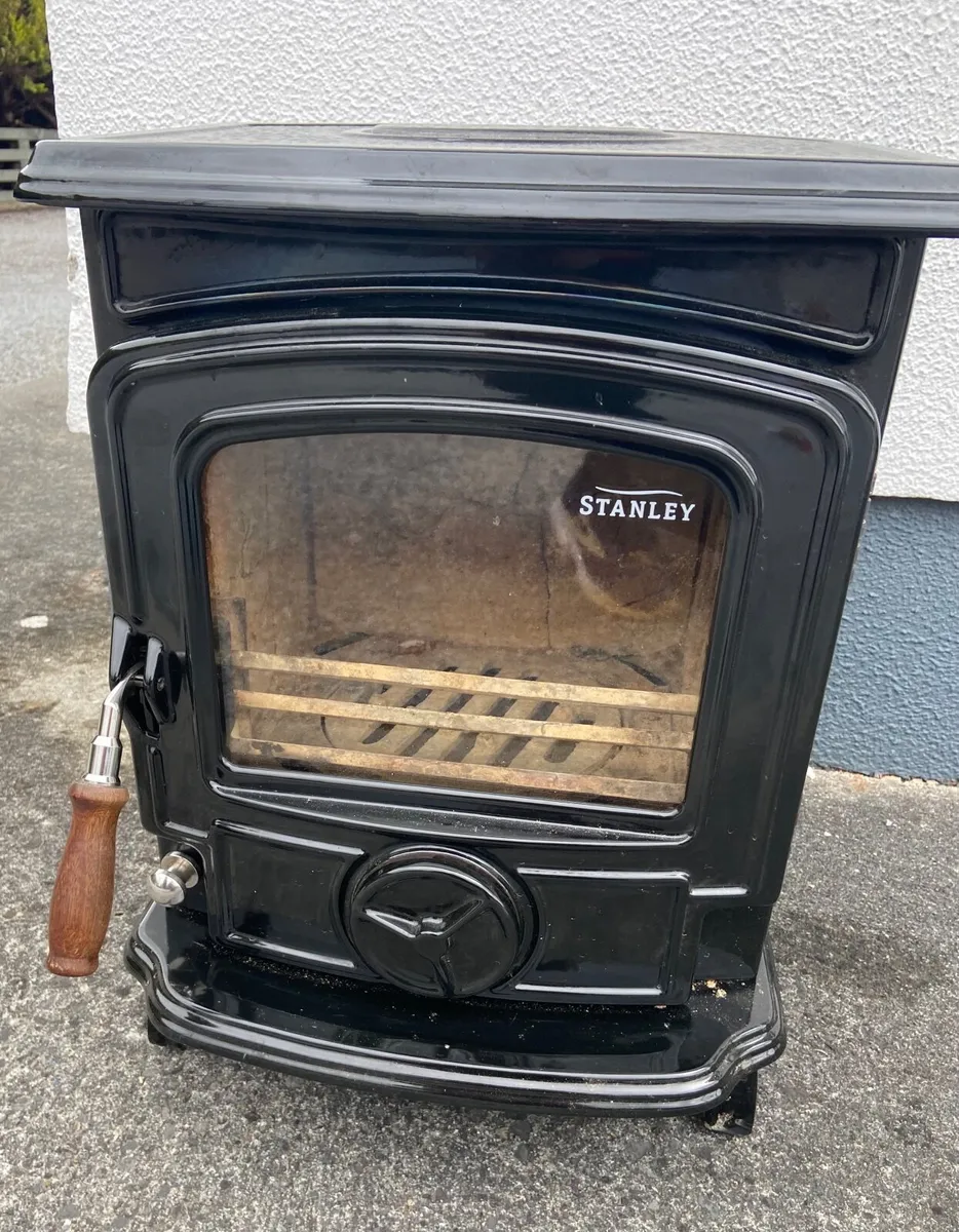 Oisin stove Black Enamel - Image 1