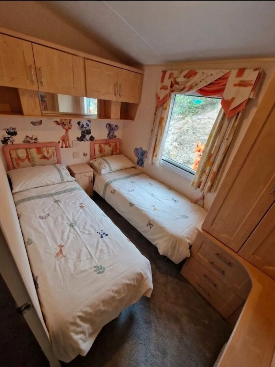 Mobile home - Image 1