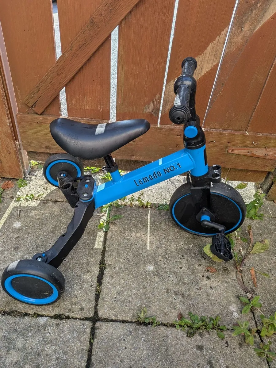 No.1 Trike/Balance bicycle & many baby items - Image 4