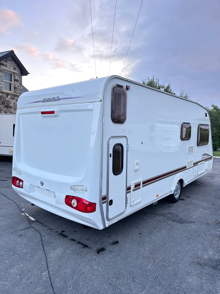 ✨STUNNING SWIFT CHARISMA 6 BERTH✨ - Image 2