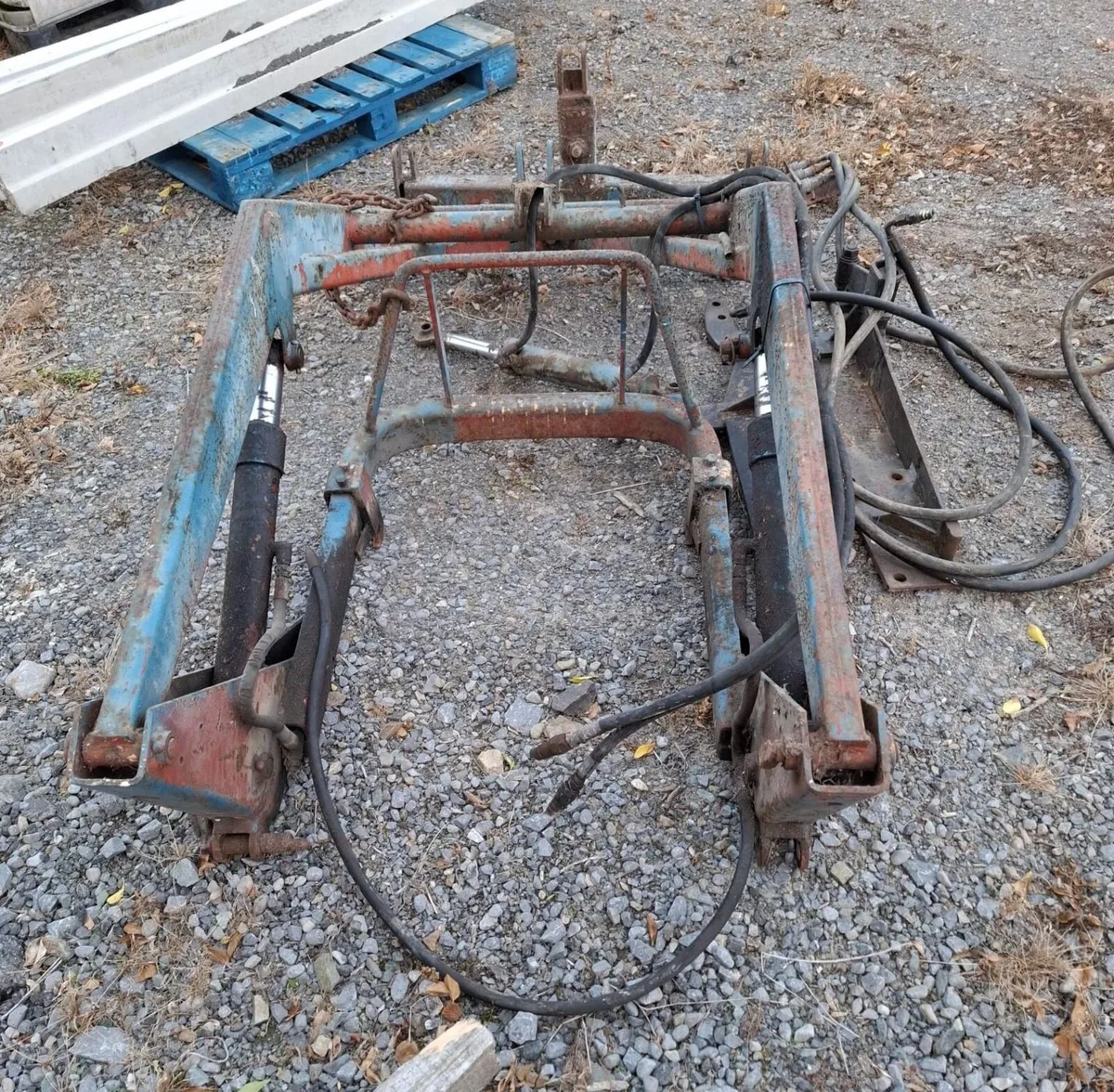 Front Loader For Ford 7610 Tractor - Image 3