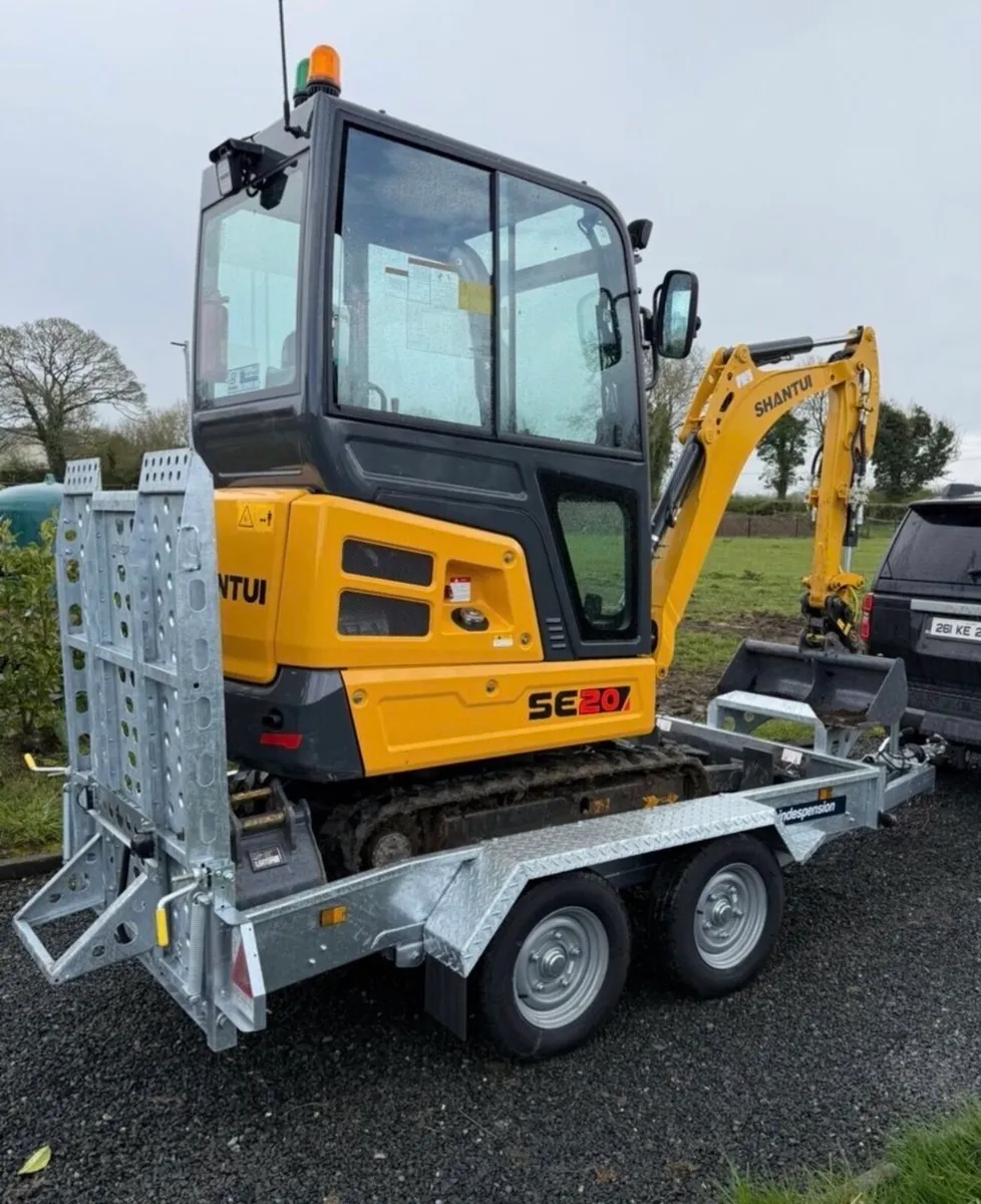 Mini Digger Hire - Image 1