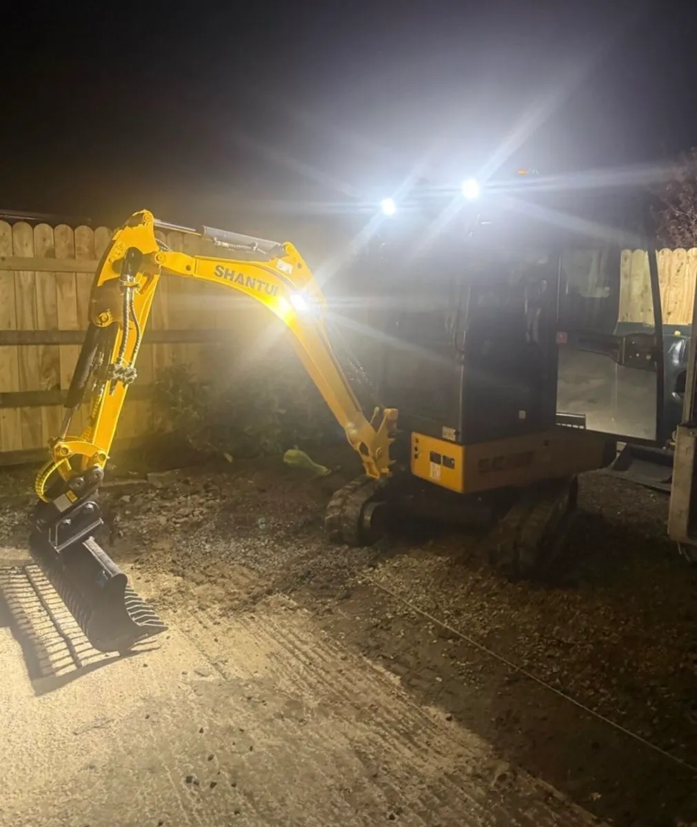 Mini Digger Hire - Image 2