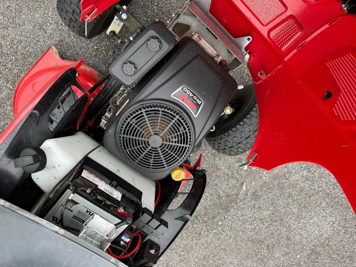 Tractor lawnmower - Image 4