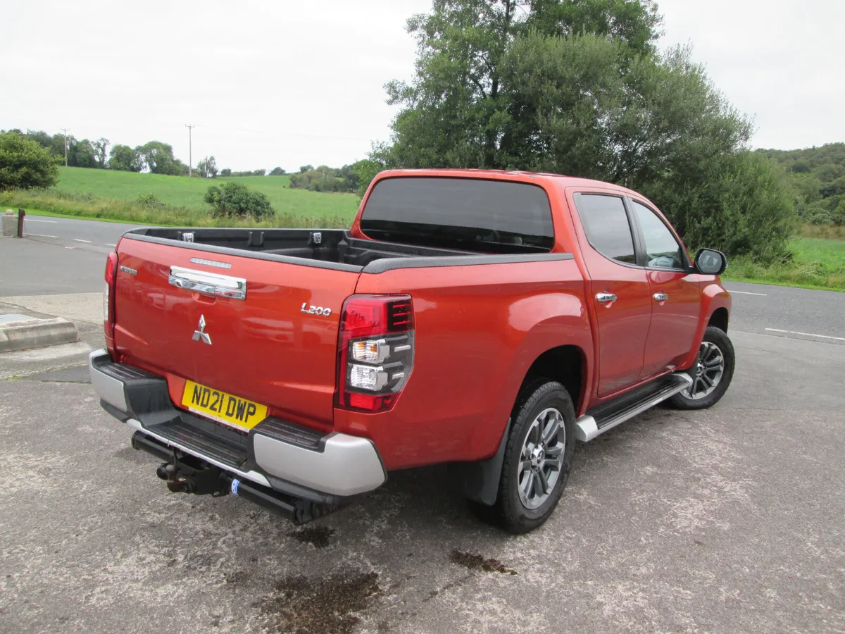 2021  MITSUBISHI  L200  2.3  DID  WARRIOR  4DR - Image 4