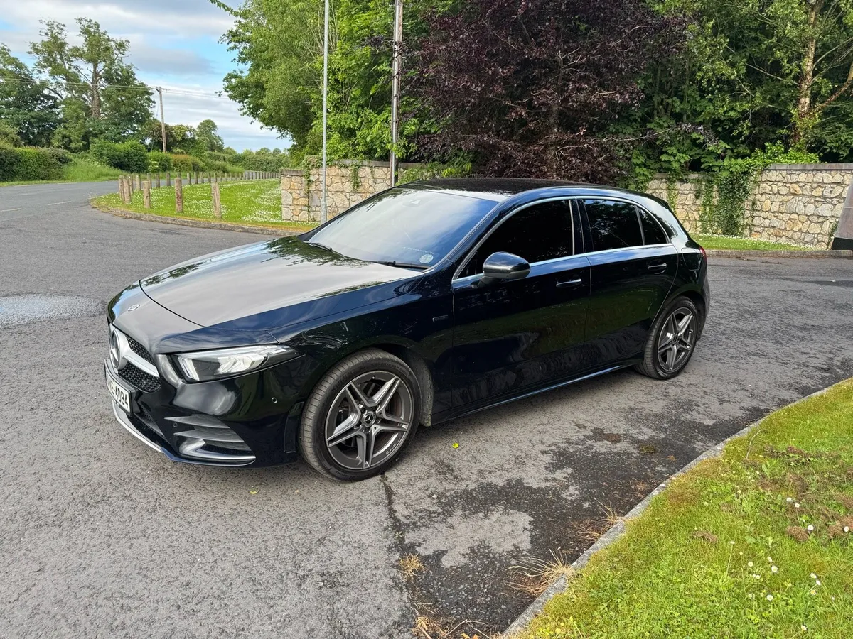 2020 Mercedes A250e plug in hybrid - Image 3