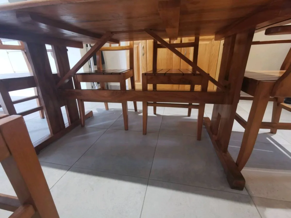 Kitchen Table - Image 2