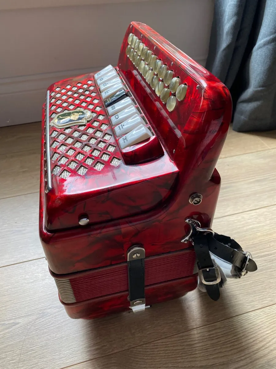 Paolo Soprani Elite Accordian - Image 1