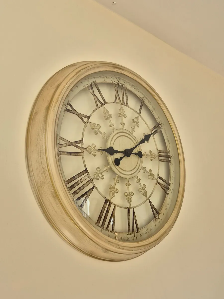 Large French-Style Wall Clock – Roman Numerals - Image 3