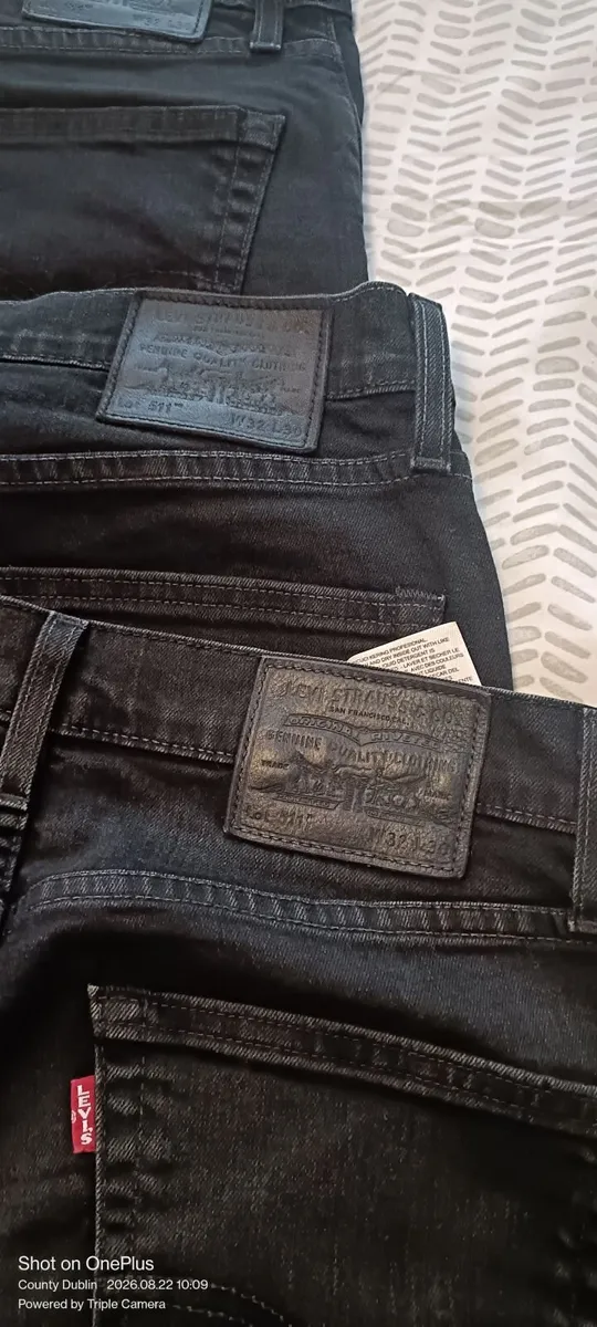 Mens jeans and shirts - Image 3