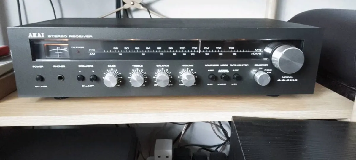 Akai Receiver AA-1115 - Image 1
