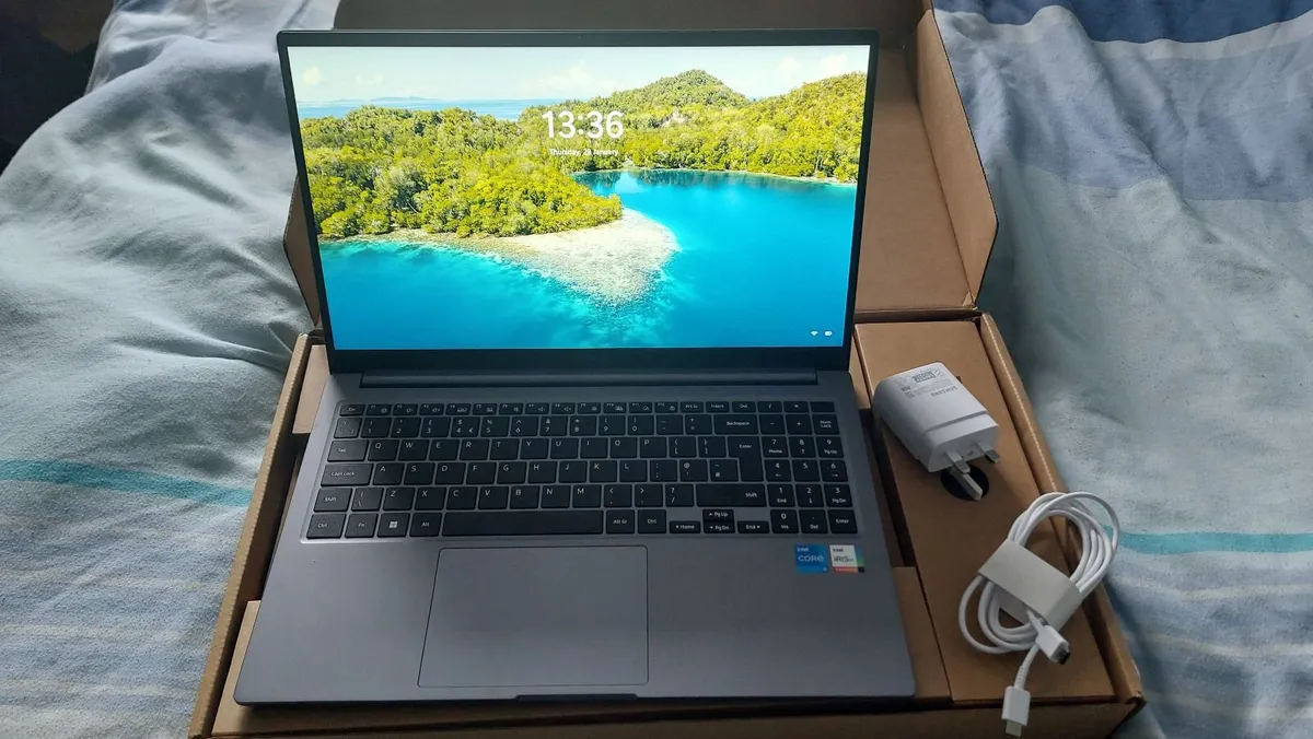 Samsung Galaxy Book4, Core5, Windows 11, Laptop - Image 3