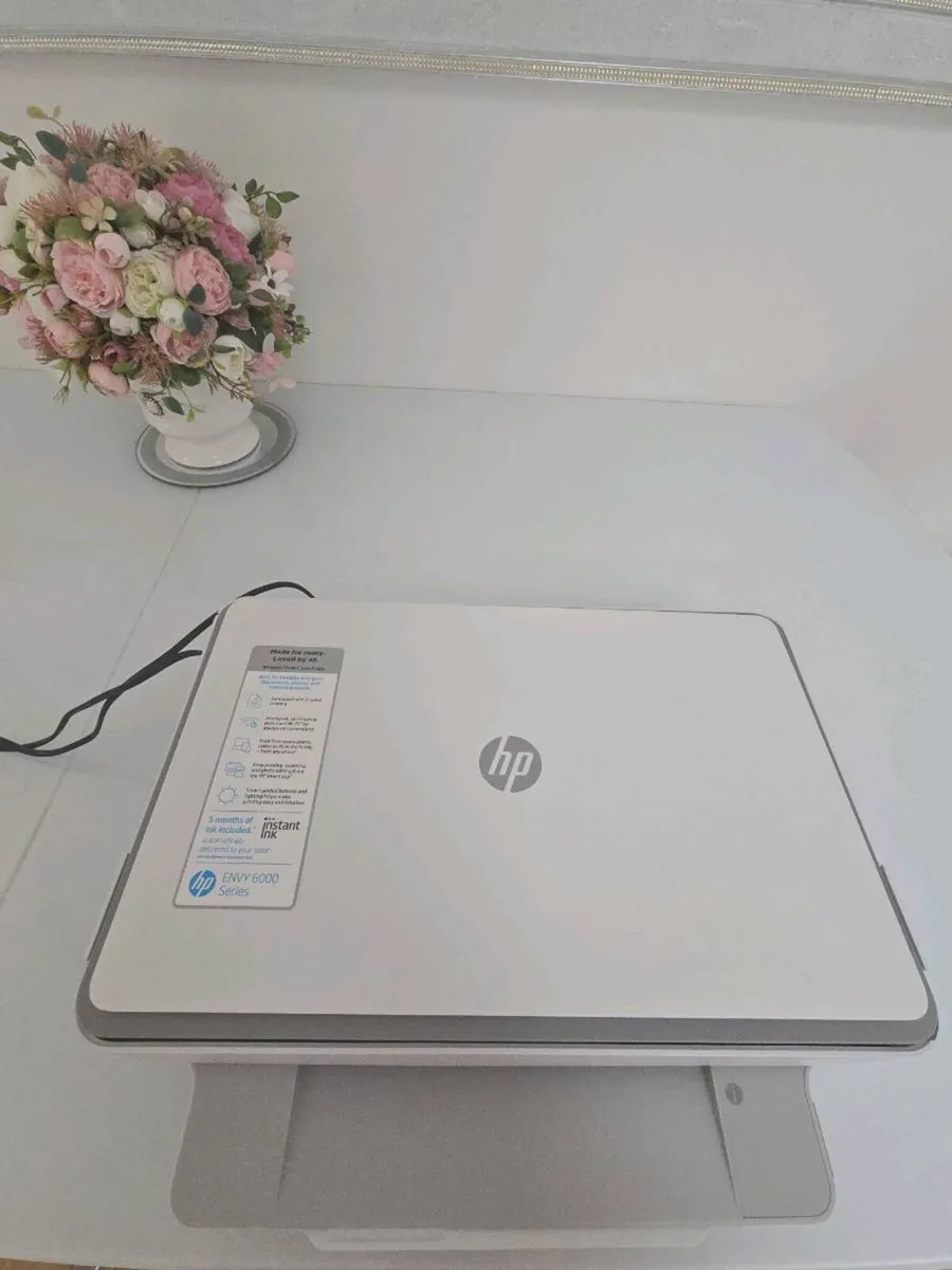 HP ENVY 6000 Series Printer & Copier - Image 2
