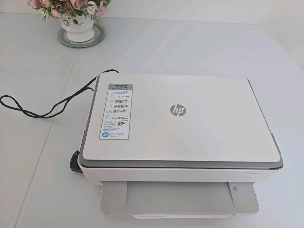 HP ENVY 6000 Series Printer & Copier - Image 1
