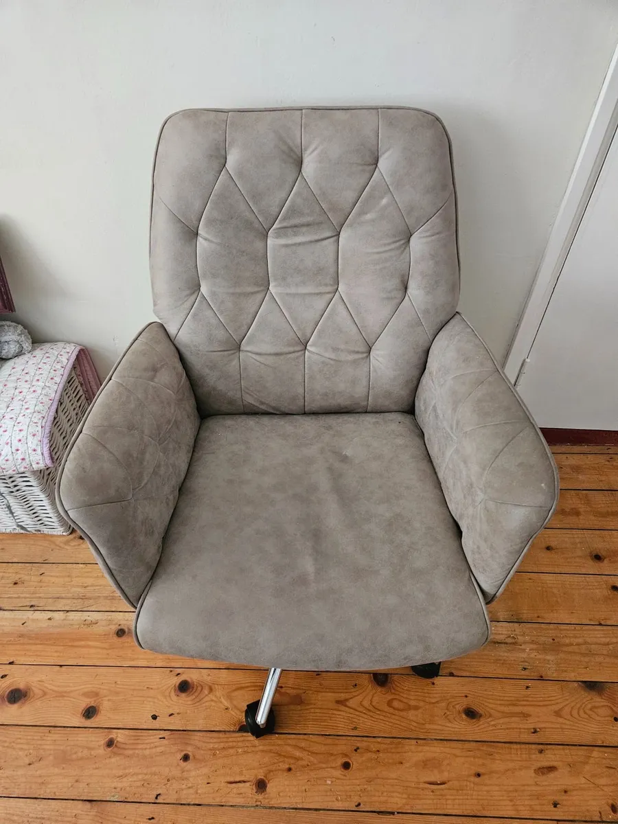 Upholstered Office / Desk Chair - Image 4
