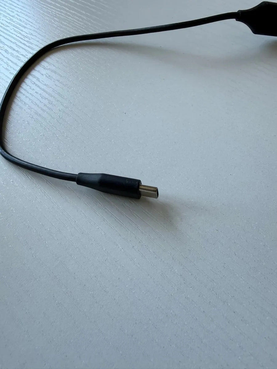 USB-C to USB connect and charge cable - Image 2