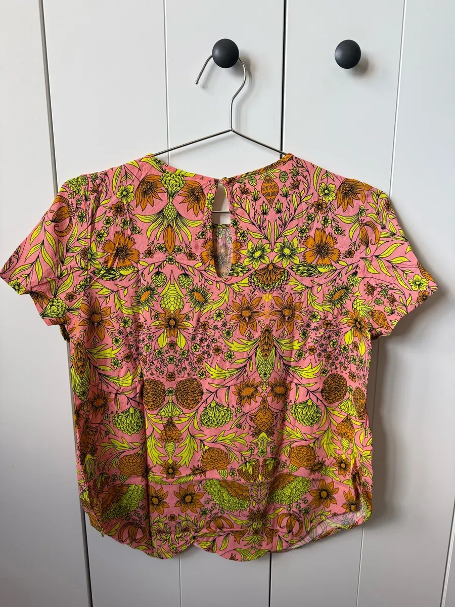 H&M women ladies top, t-shirt - Image 2