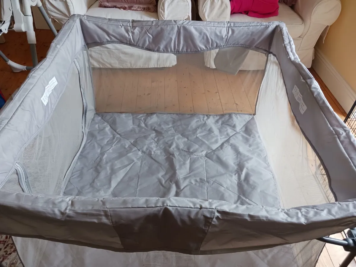 Baby Playpen - Image 2