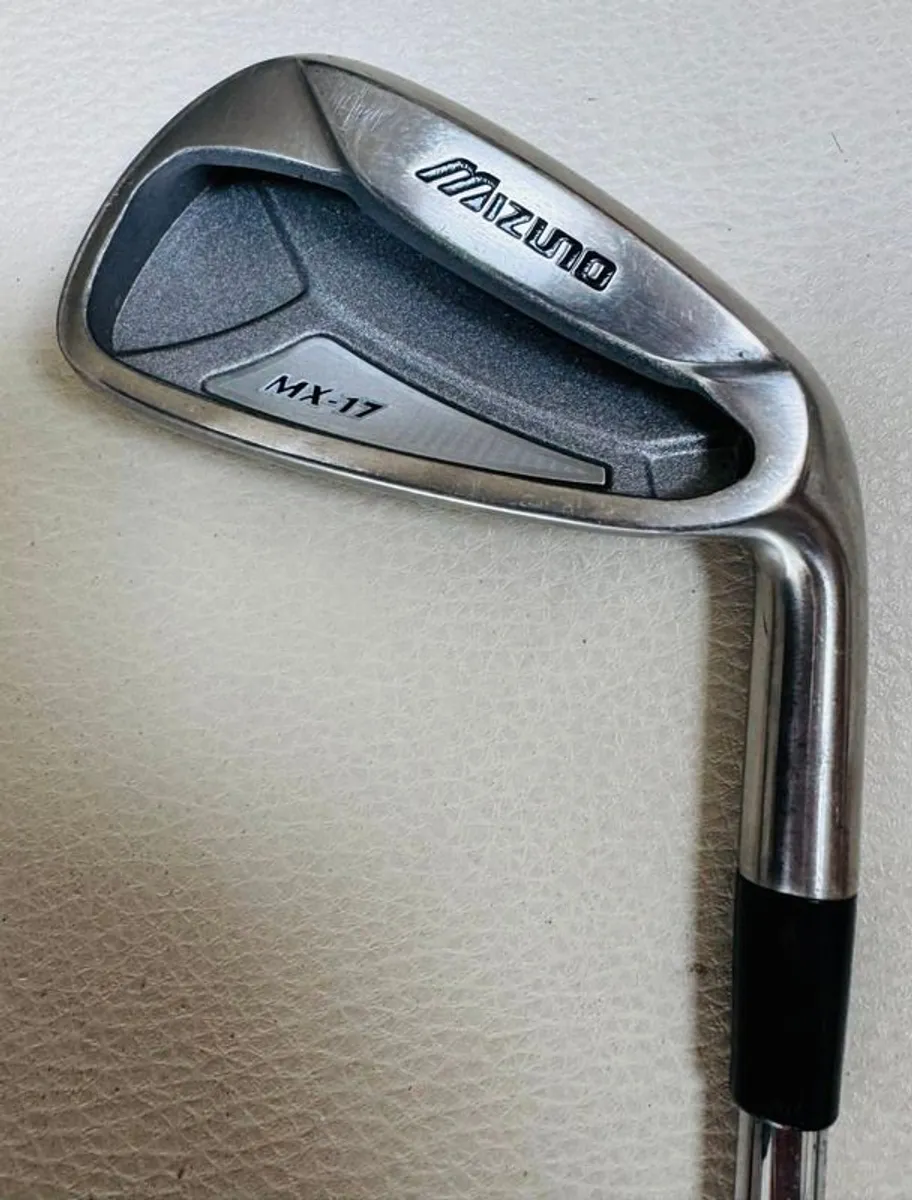Set of Mizuno MX-17 Irons, Mizuno Bag Plus set of  3 Callaway Woods/Irons - Image 3