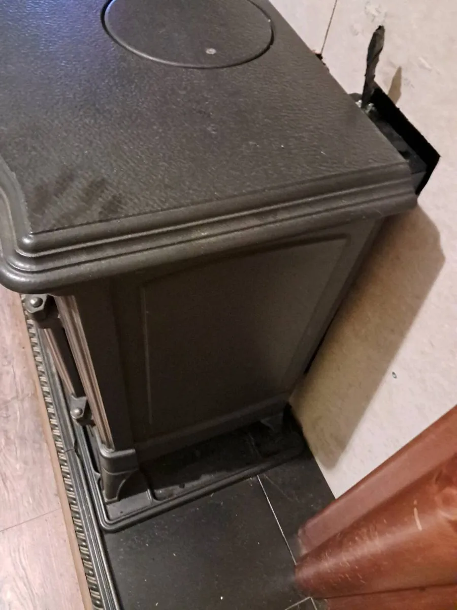 Oil stove - Image 2