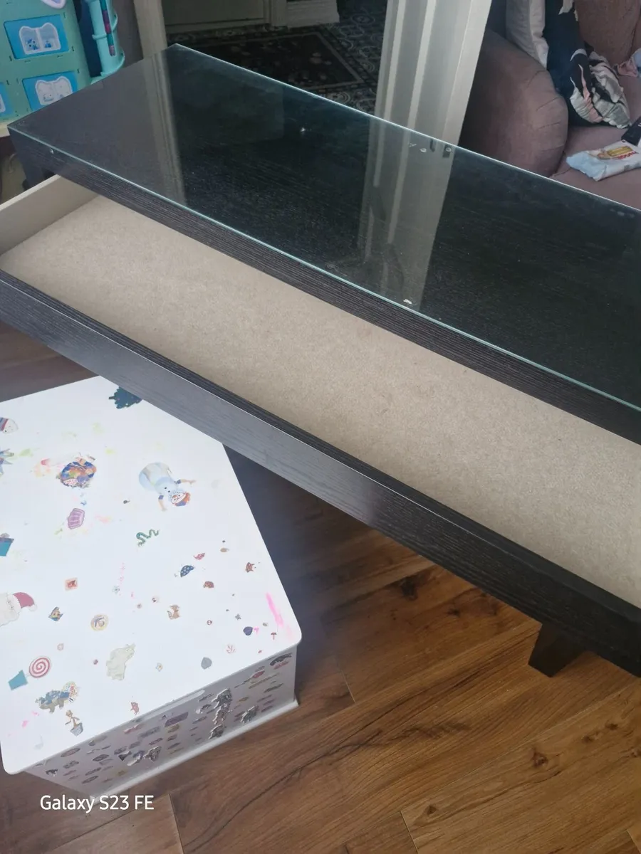 Malm dressing table - Image 2