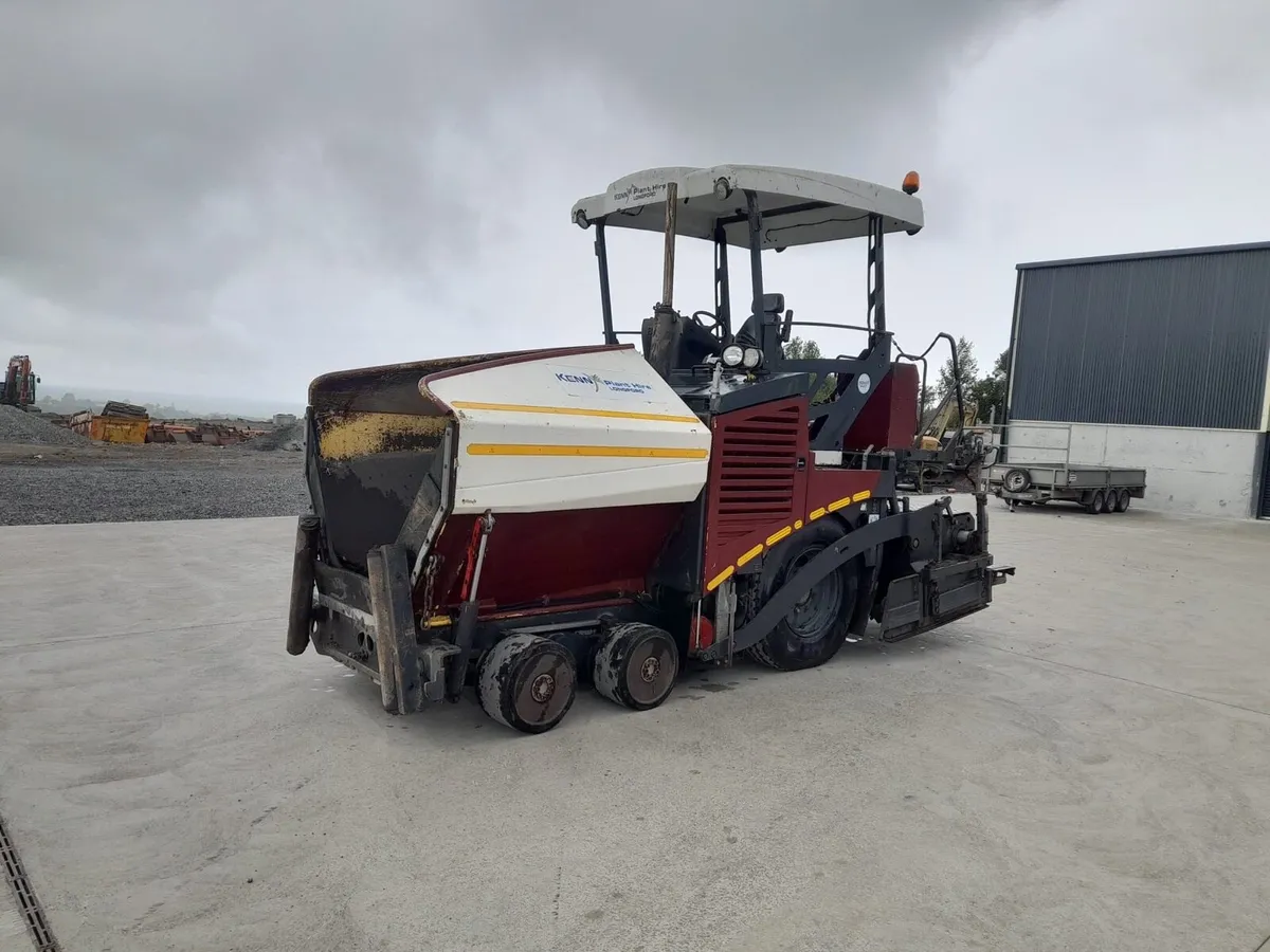 BOMAG BF 300 Paver - Image 4