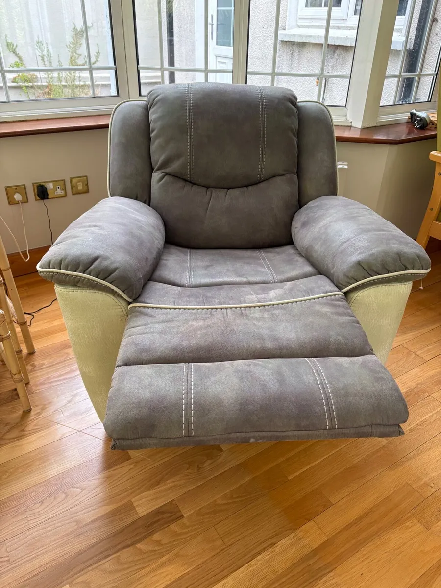 Recliner Armchair - Image 1