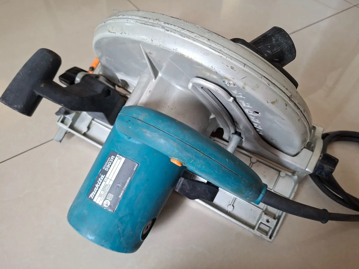Makita 5903R 235mm Circular Saw 110v - Image 3