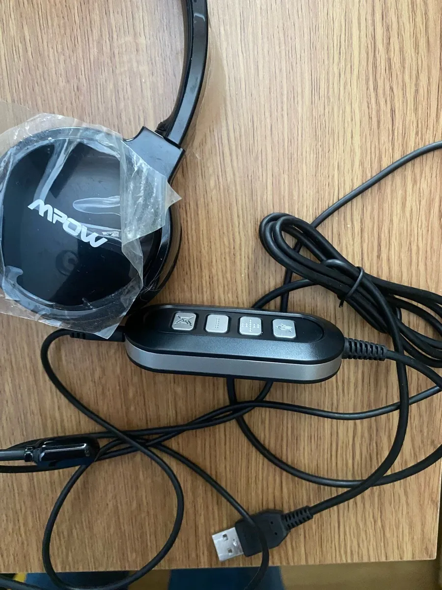 Mpow 071 Black Headset - Image 2