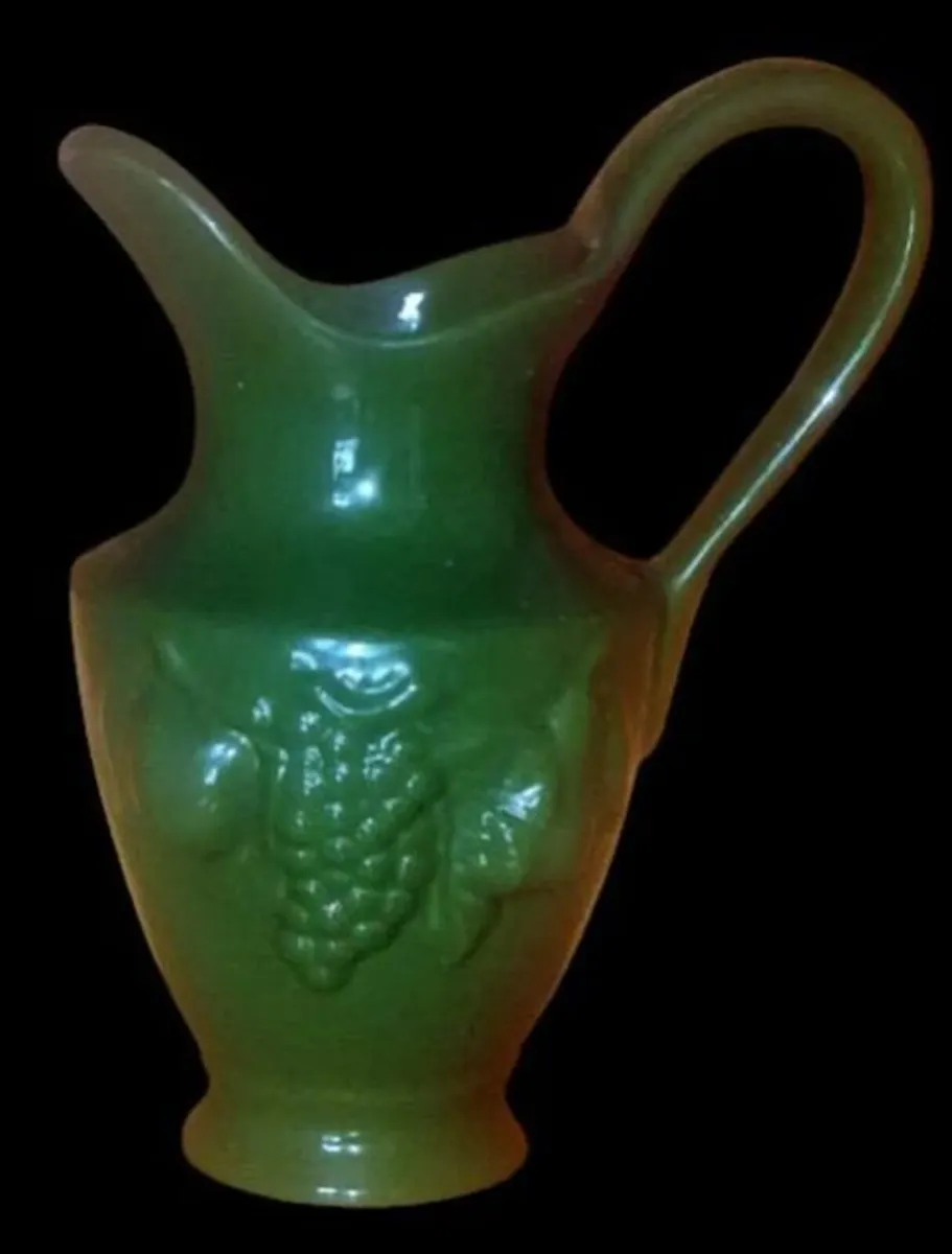 Pristine 12"Vintage Harrods 'Tuscany' Ceramic Vase - Image 1