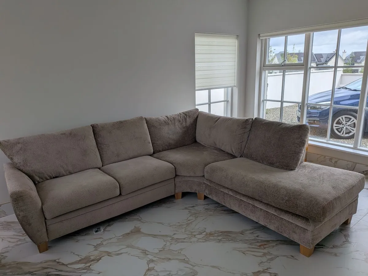 Leather sofa - Image 3