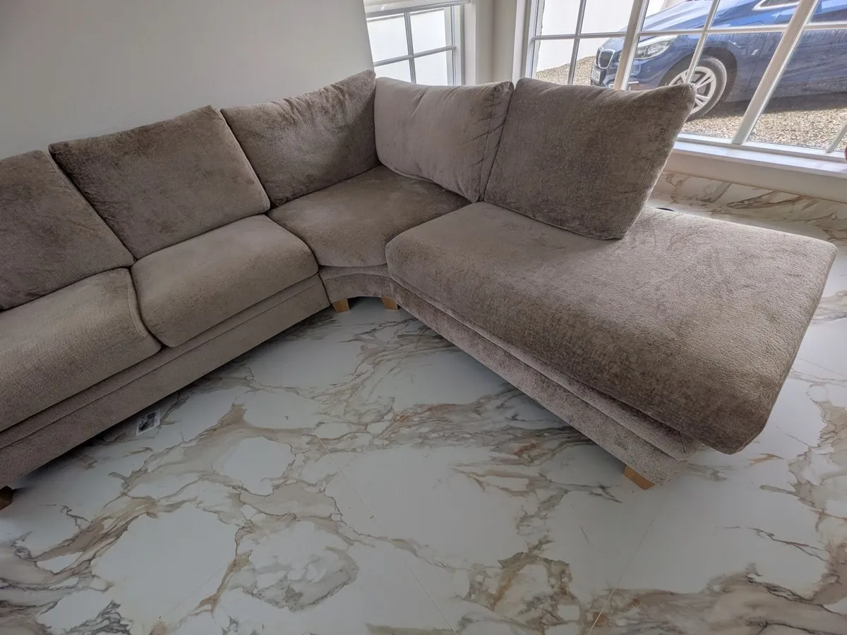 Leather sofa - Image 4