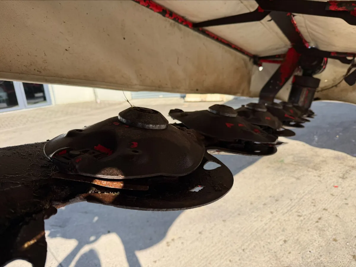 2011 Lely 320m mower without conditioner - Image 2