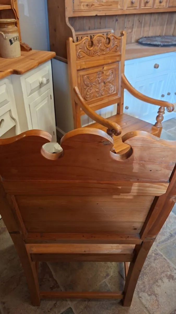Pair vintage carved pine chairs - Image 3