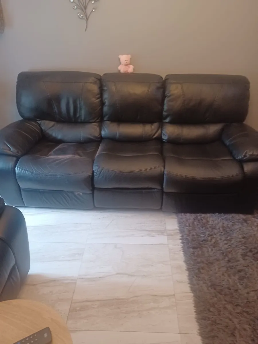 Sofa - Image 3