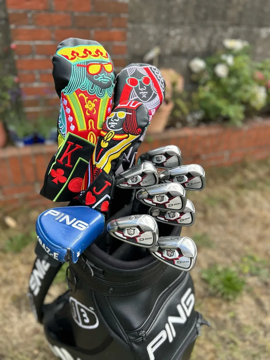 Full set of left handed golf clubs - Image 1