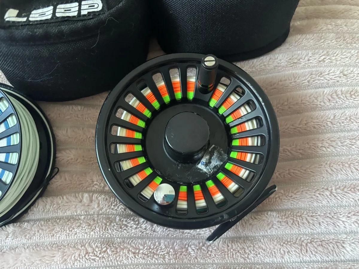 Fishing Reel - Image 3