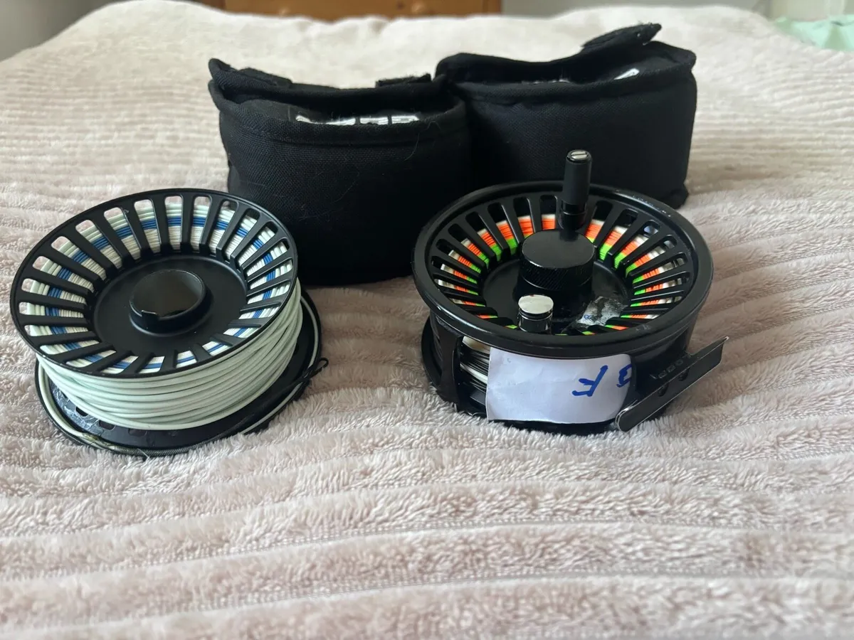 Fishing Reel - Image 1