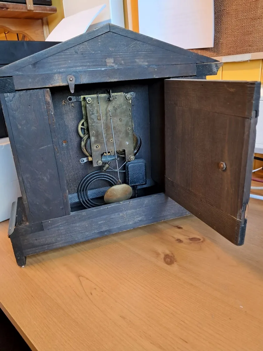 Antique Clock in need of repair - Image 2