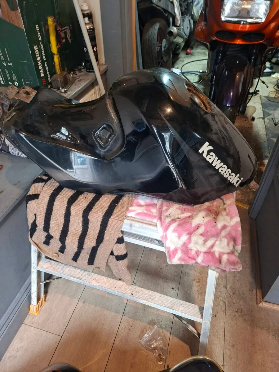 zzr 1100D fairings - Image 2