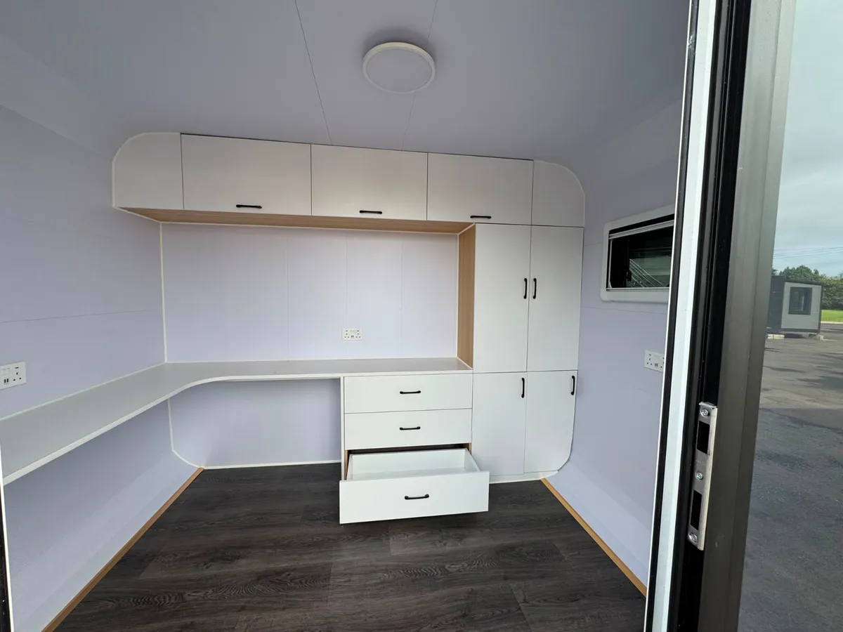 Galaxy Mini Pod – 8ft x 10ft – Office / Studio Uni - Image 3
