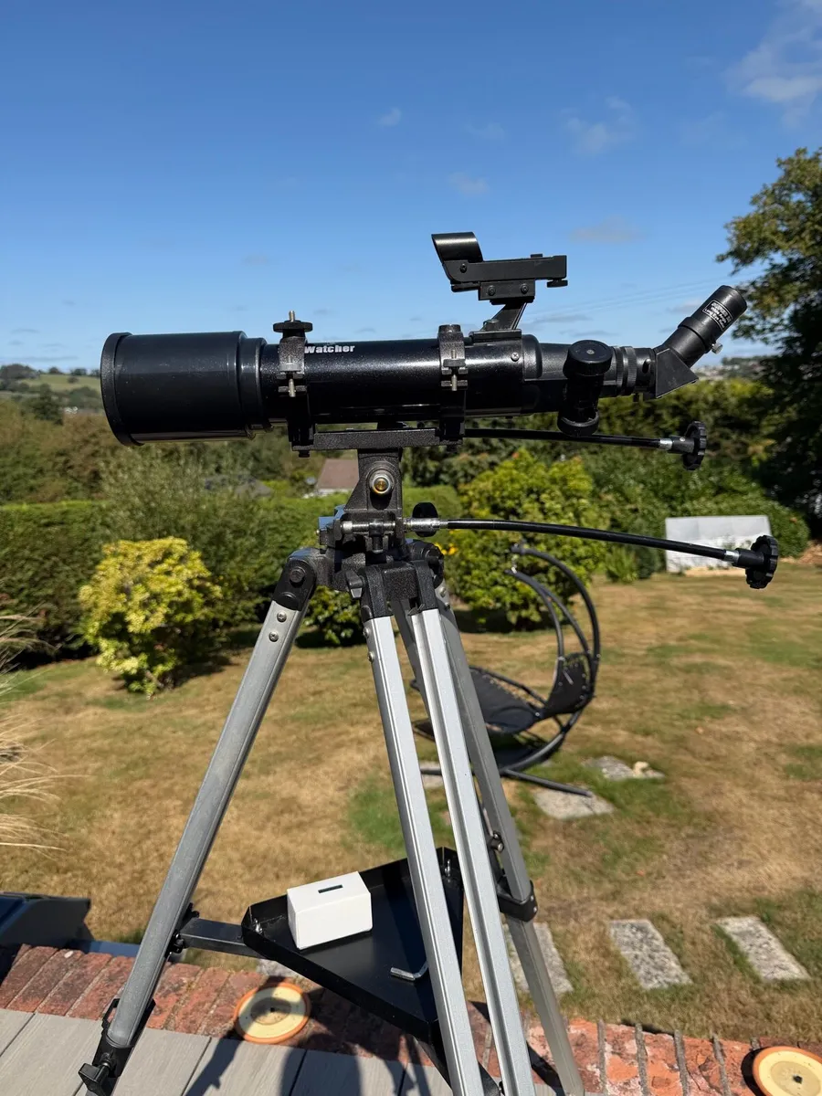 Sky-Watcher 70/500 Refractor Telescope - Image 1