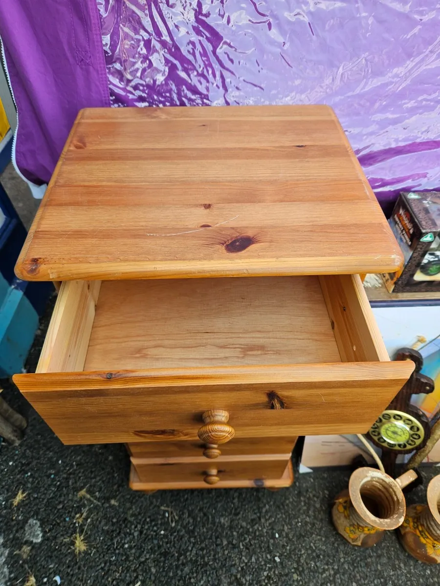 Pine Chest of Drawers - Image 2