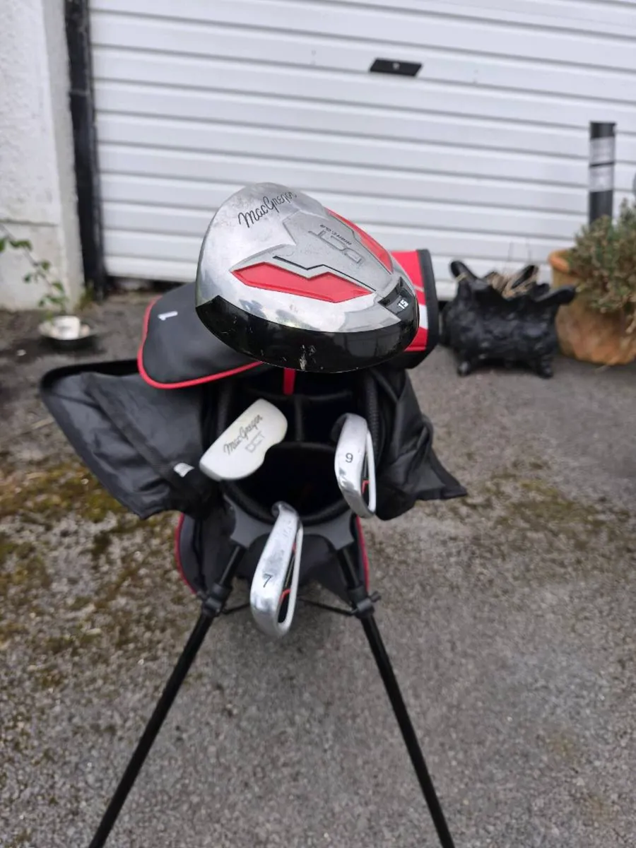 Junior Golf Club Set - Image 1