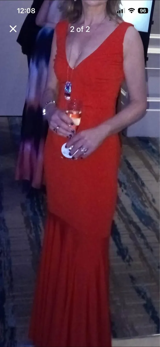 Beautiful evening dress size 6 - Image 2